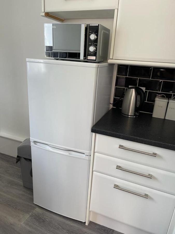 2 Bedroom Apartment Ground Floor Eastbourne Town Centre ภายนอก รูปภาพ